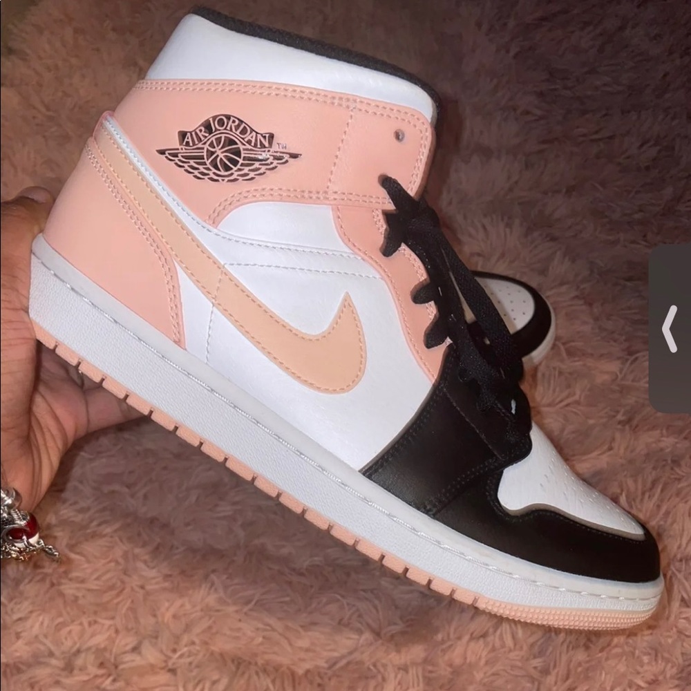Crimson Toe Jordan 1s mid